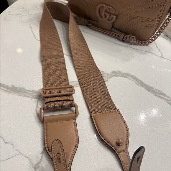 Gucci GG Marmont Matelassé Crossbody | 2 Straps | Chain & Canvas Leather - Picture 12 of 16